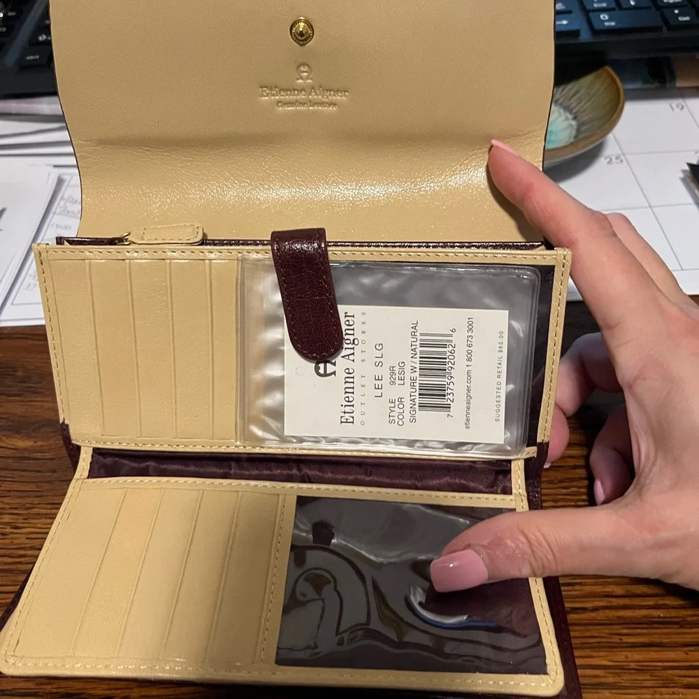 Wallet - Picture 1 of 3